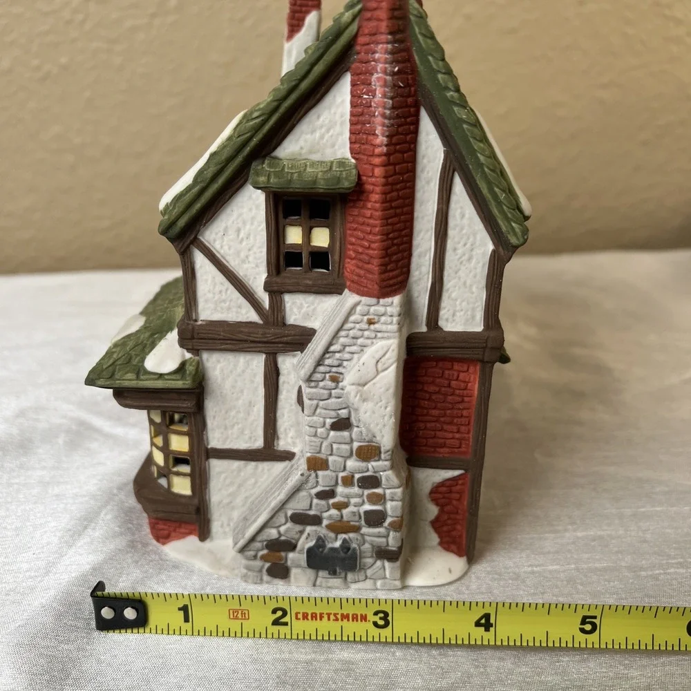 Vtg 1988 Dept 56  T. Wells Fruit And Spice Shop Heritage Village Collection 5924